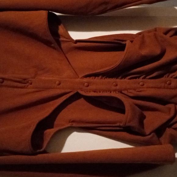 Dress - Picture 2 of 5